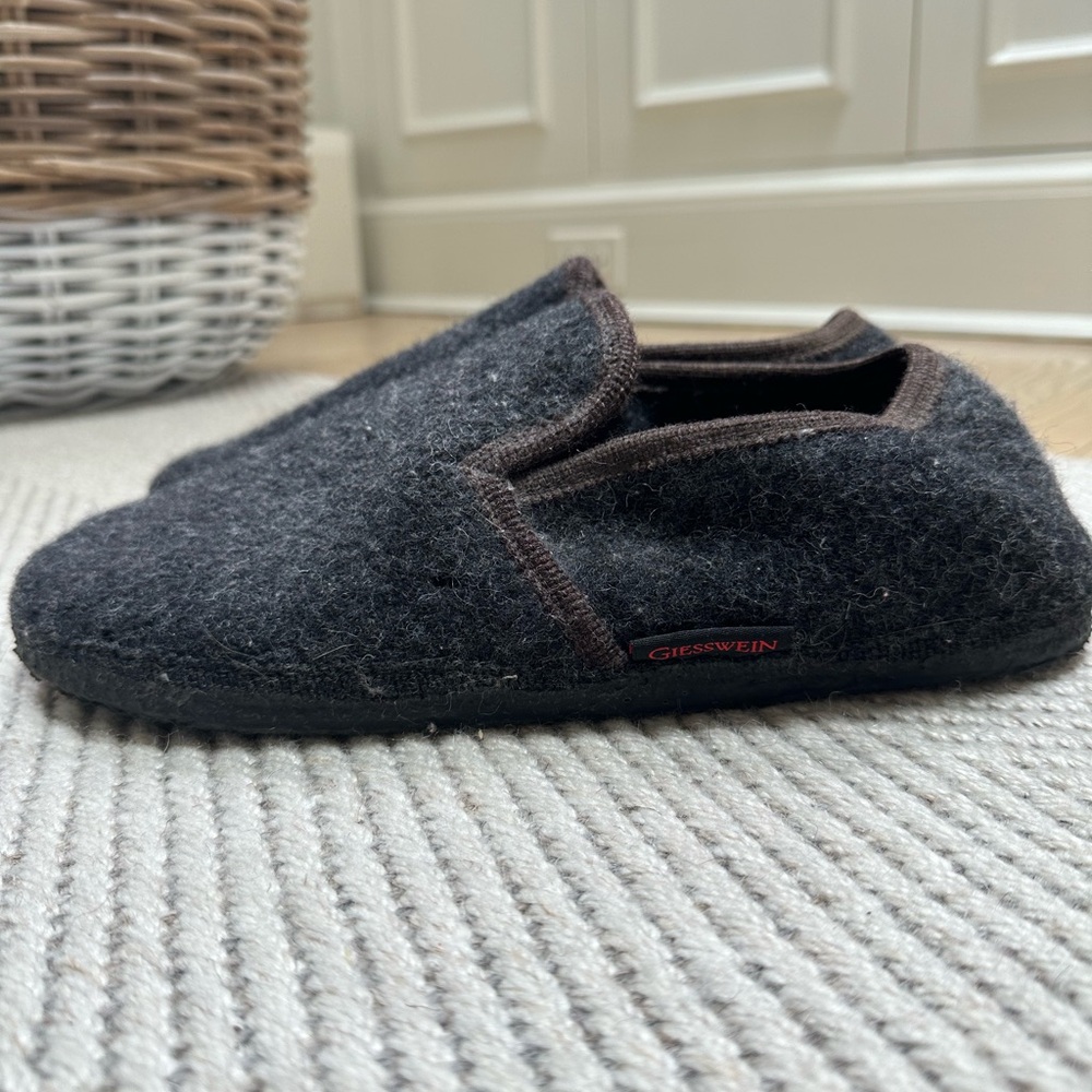 Giesswein Men’s Niederthal Slippers Size 11
